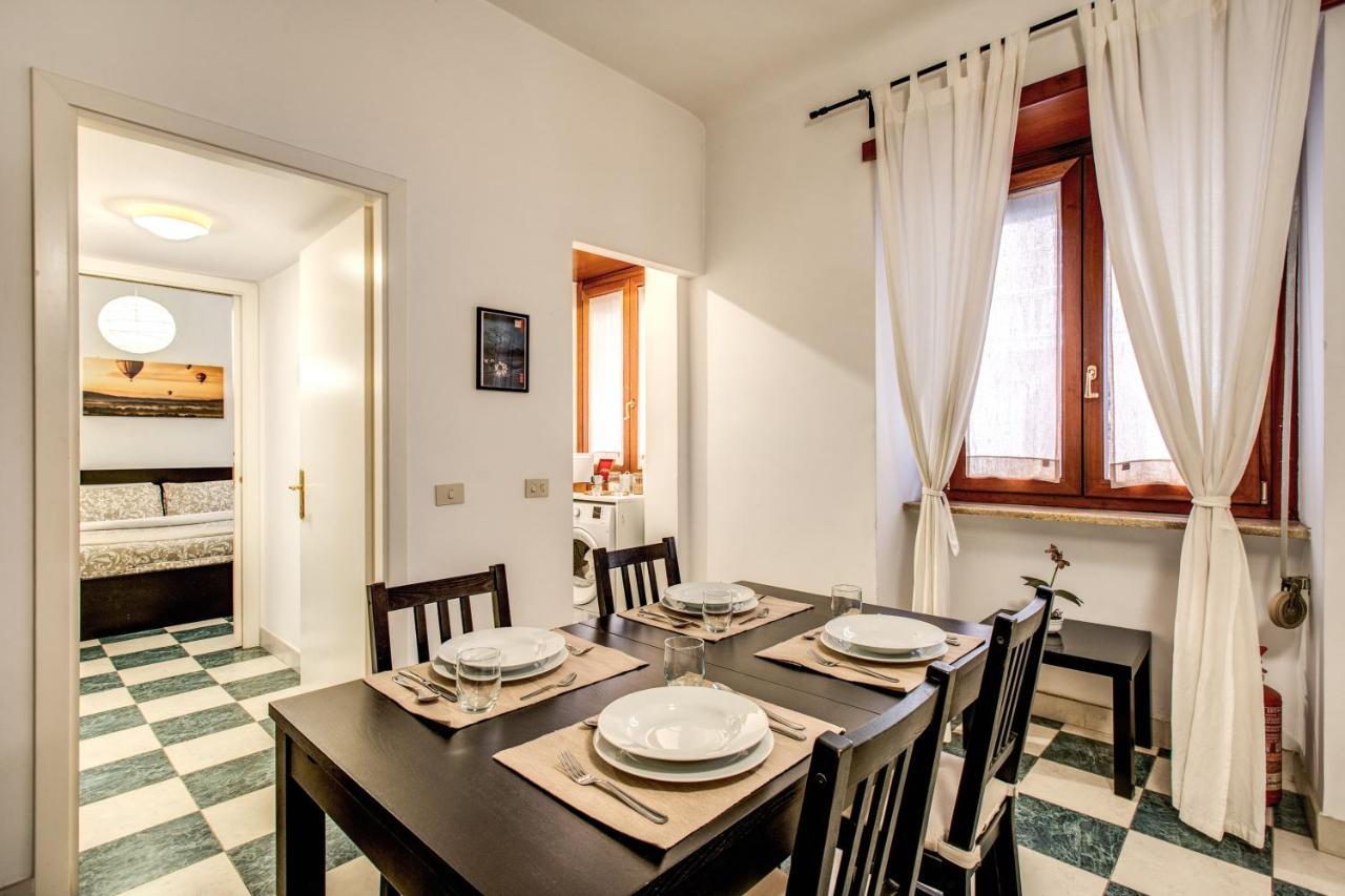 רומא Popolo Accommodation - Lovely Central Apartment מראה חיצוני תמונה