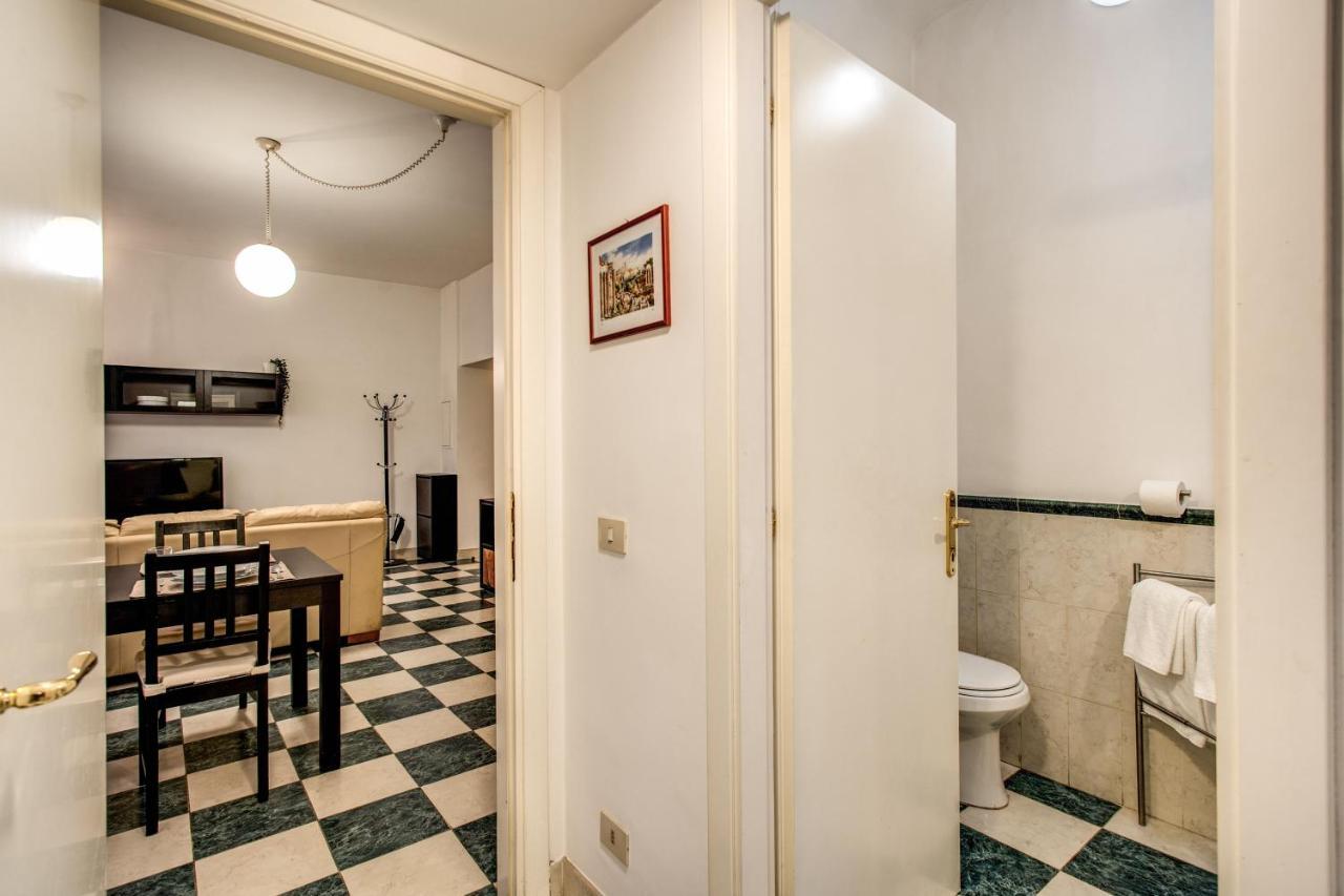 רומא Popolo Accommodation - Lovely Central Apartment מראה חיצוני תמונה