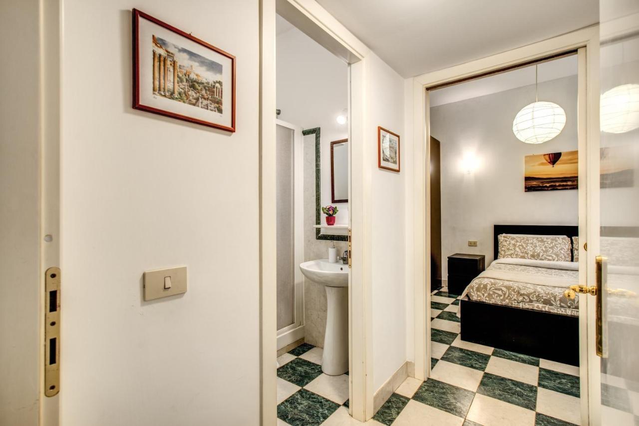 רומא Popolo Accommodation - Lovely Central Apartment מראה חיצוני תמונה