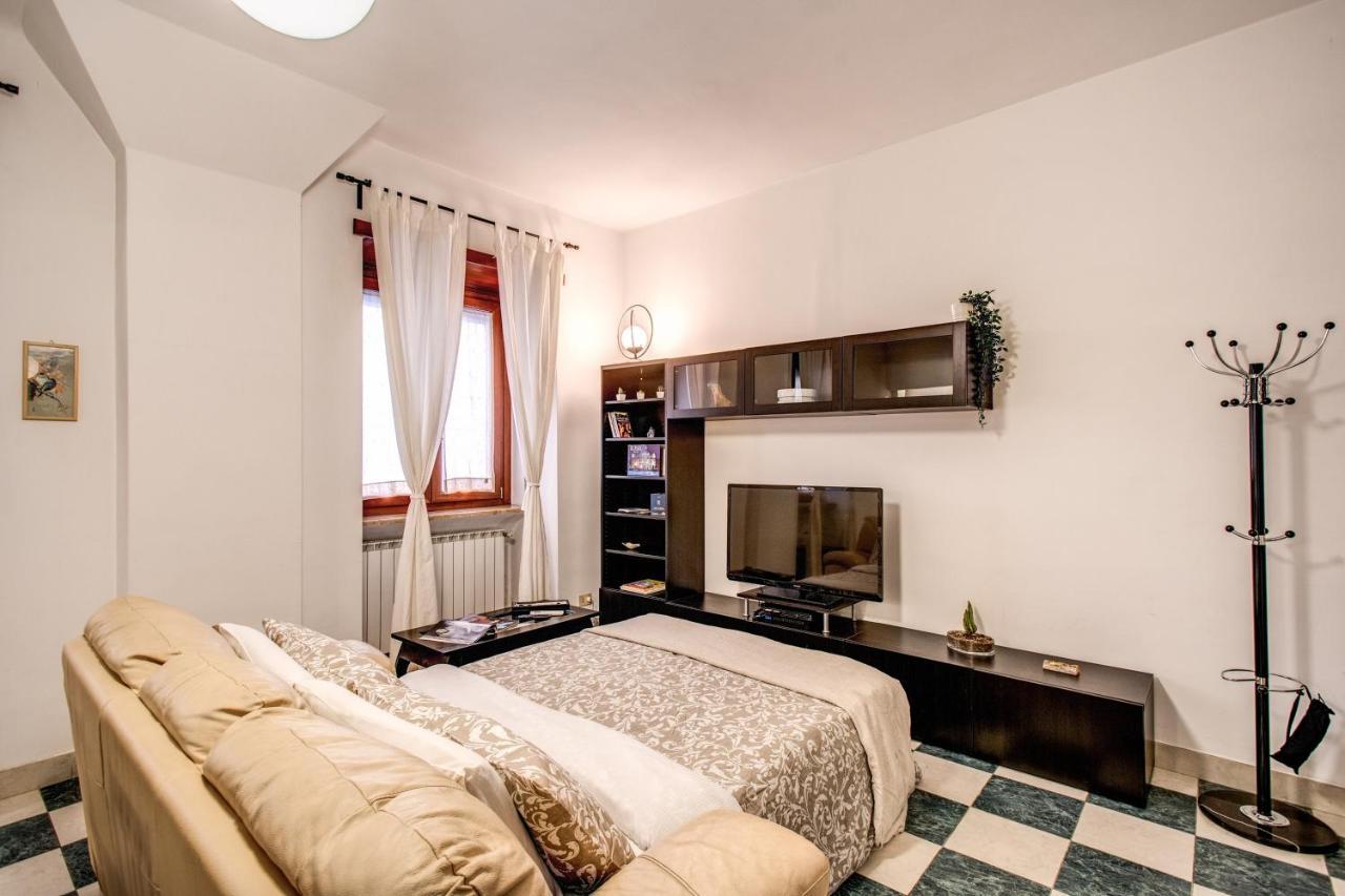 רומא Popolo Accommodation - Lovely Central Apartment מראה חיצוני תמונה